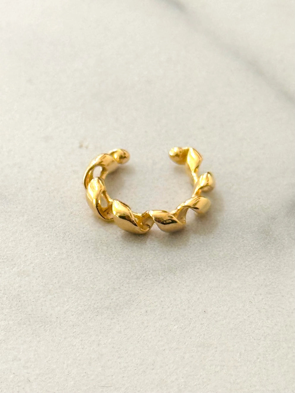 Manchette d'oreille bouclée